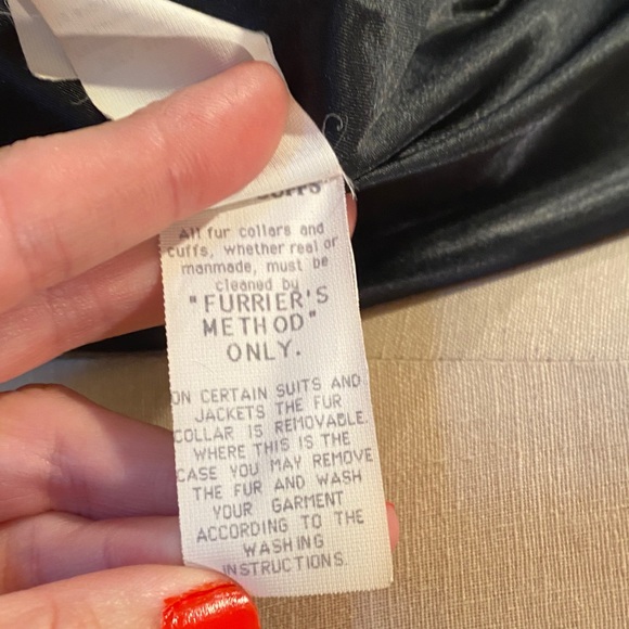 Elegant Faux Fur Black Teddy Jacket for Women - Picture 7 of 13